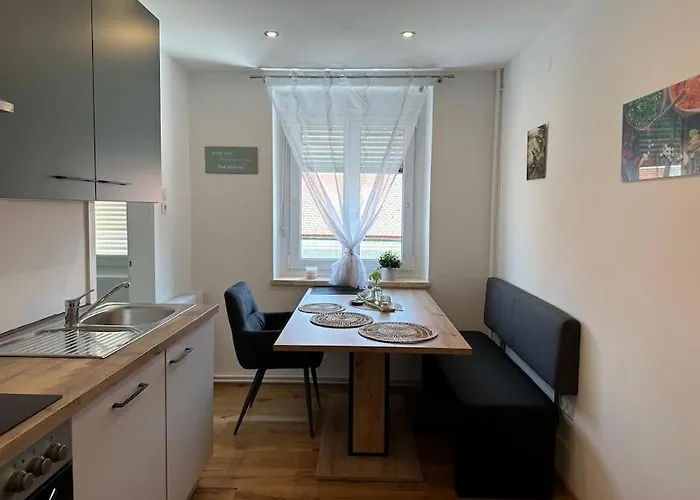 In Innenstadtlage Lägenhet